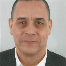 Frans E. Leusink